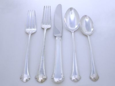 5 piece setting (salad fork, dinner fork, knife, soup spoon, teaspoon)